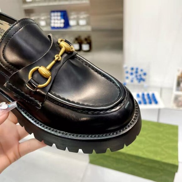 Gucci Black and Gold Loafers - Picture 5 of 8